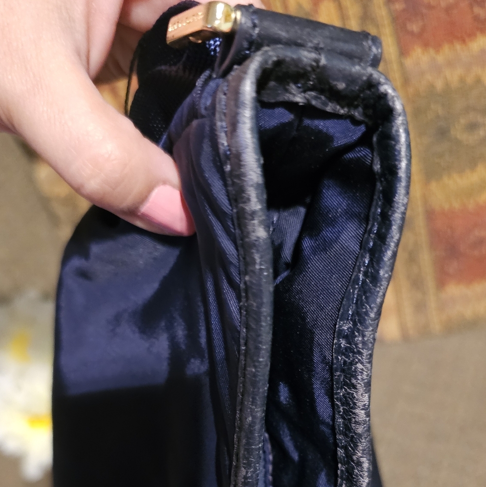 Tory Burch Navy Blue Nylon and leather Crossbody Preloved - Picture 14 of 16